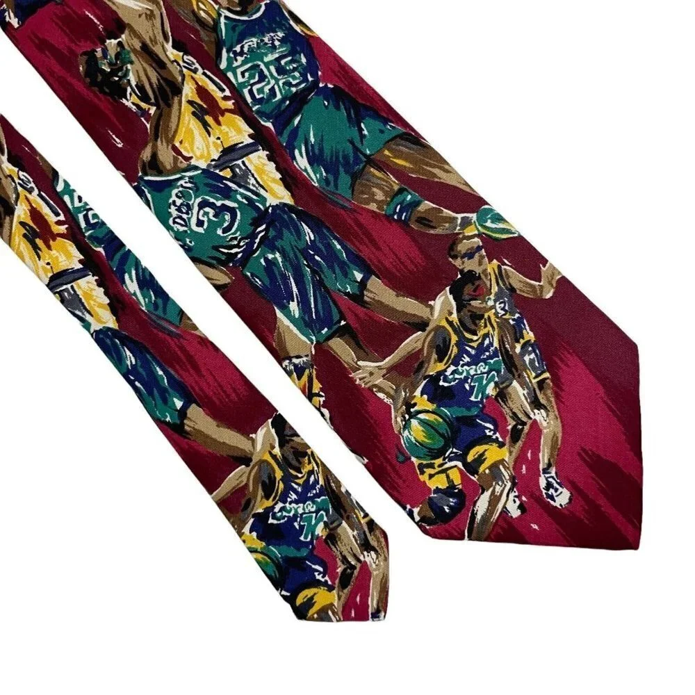 LANDS' END RED GREEN BLUE YELLOW BASKETBALL PLAYERS SILK NECKTIE TIE‎